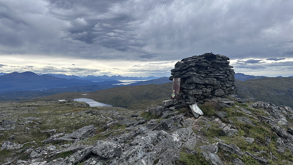 Varden på toppen av Duå