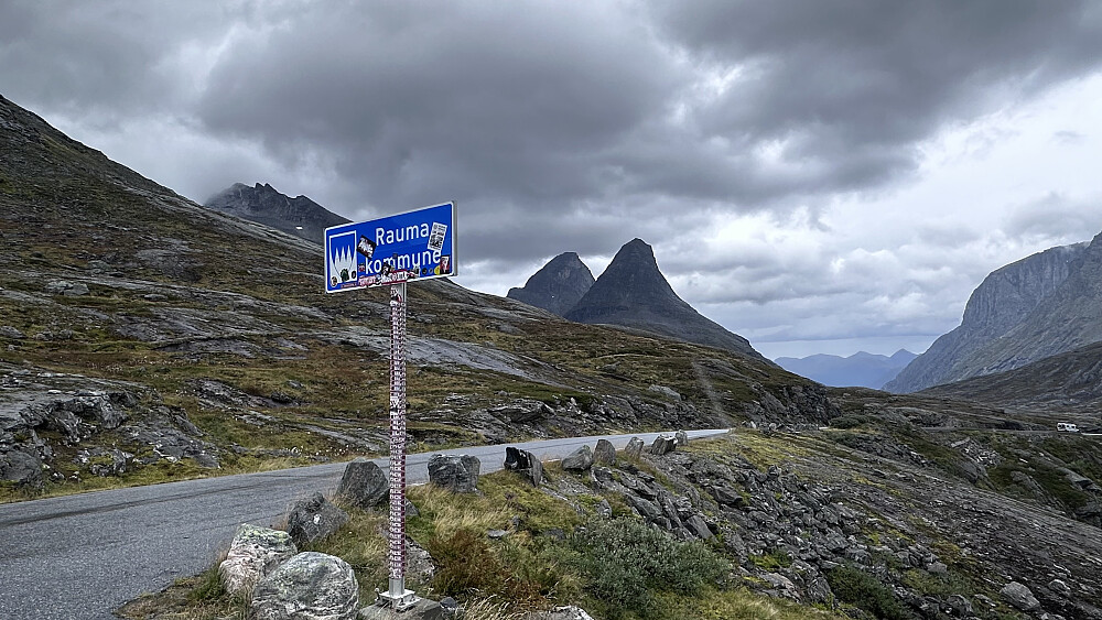Lite trafikk over Trollstigen 