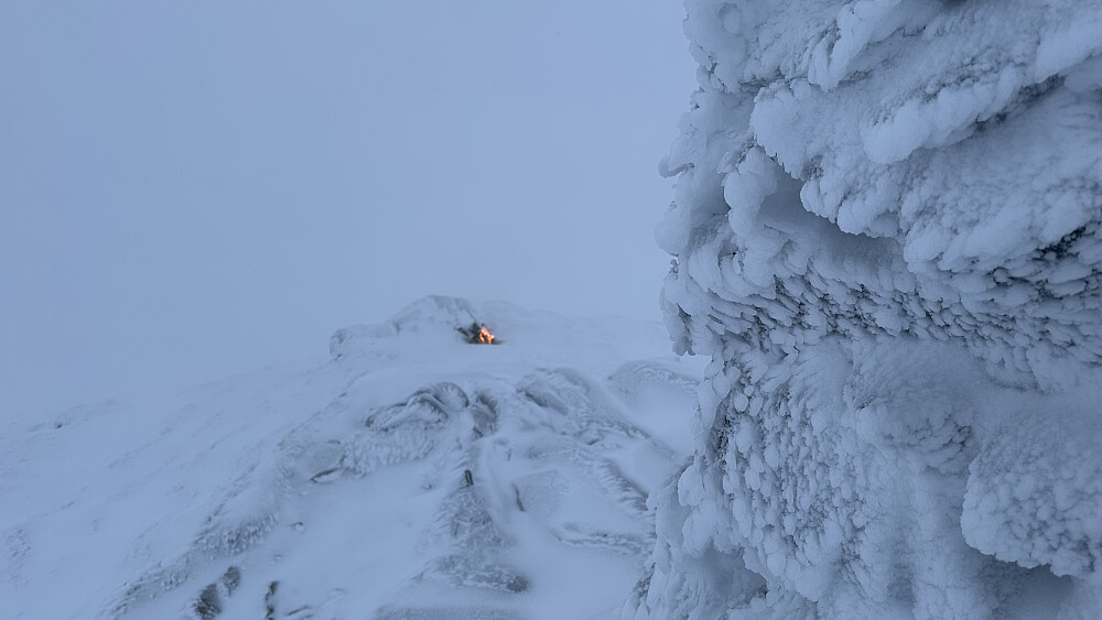 Varden & bålet har sin historiske plass!