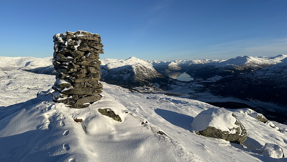 Sola varma på toppen av Eikåsnipa ❤️