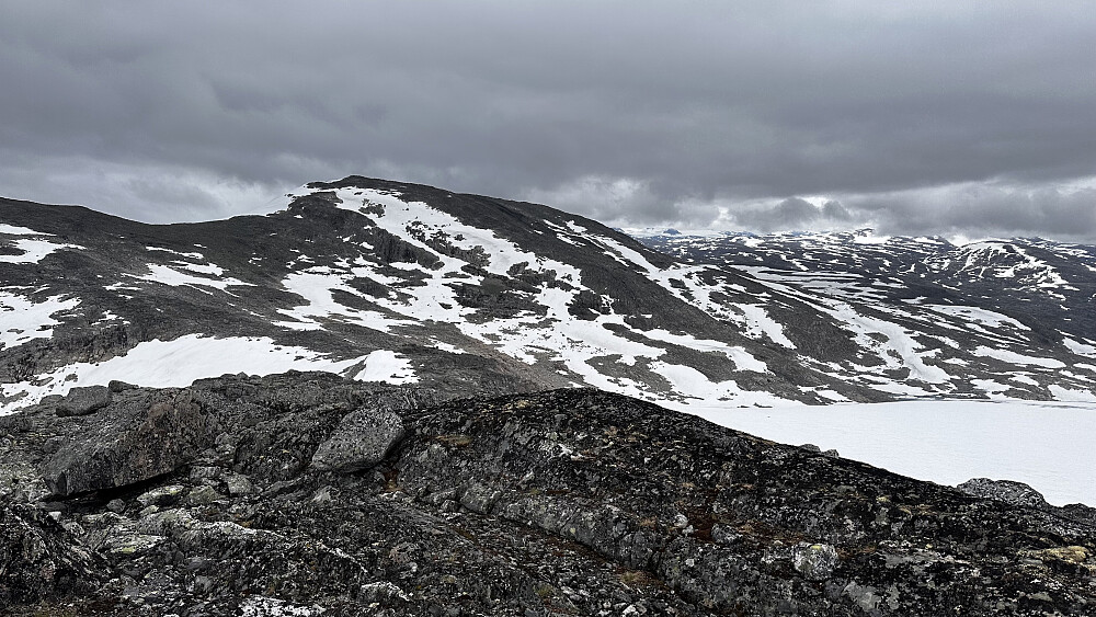 Ifrå toppen av Sveinkollen 1743 moh