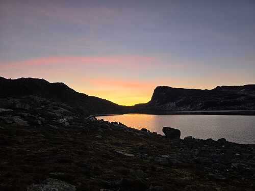 Soloppgang mot Ljøtebotnberget den siste dagen