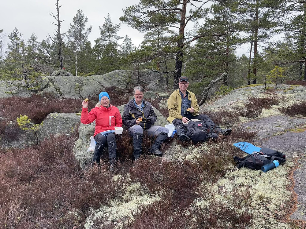 Våte og kalde, men eplekake og kringle er godt på toppen