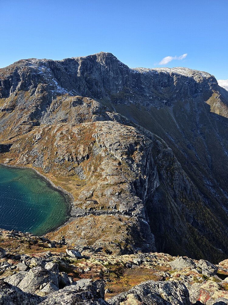 Fra Geitsida og ned mot toppen av Mardalsfossen