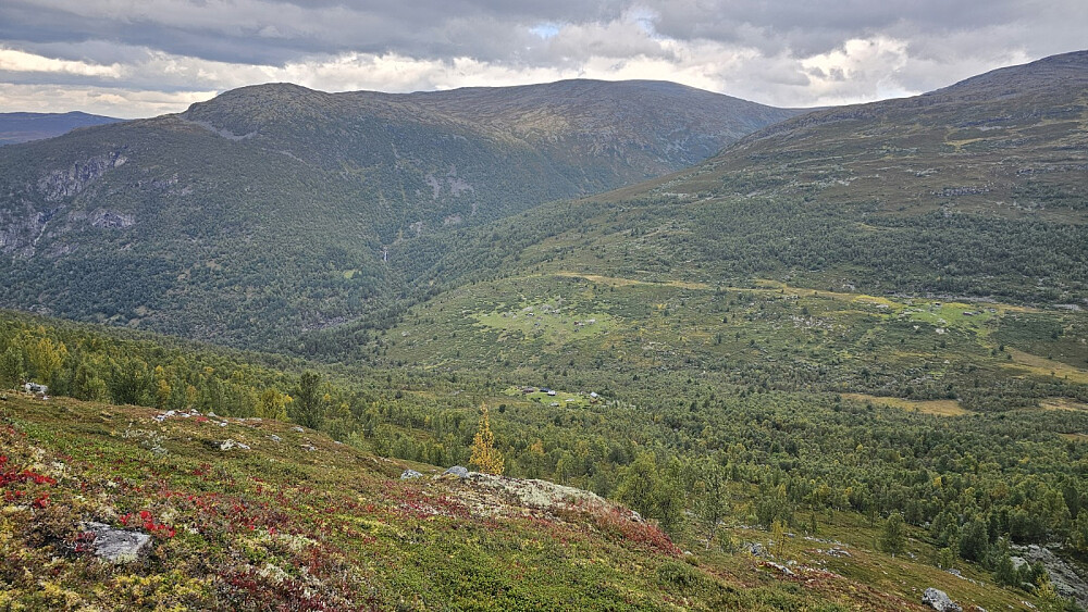 Ned mot Oftedalen og inn Bliksdalen