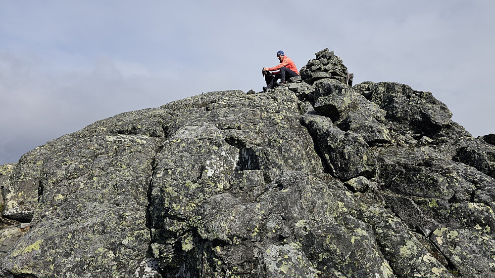 Liten pause på toppen for å nyte utsikten