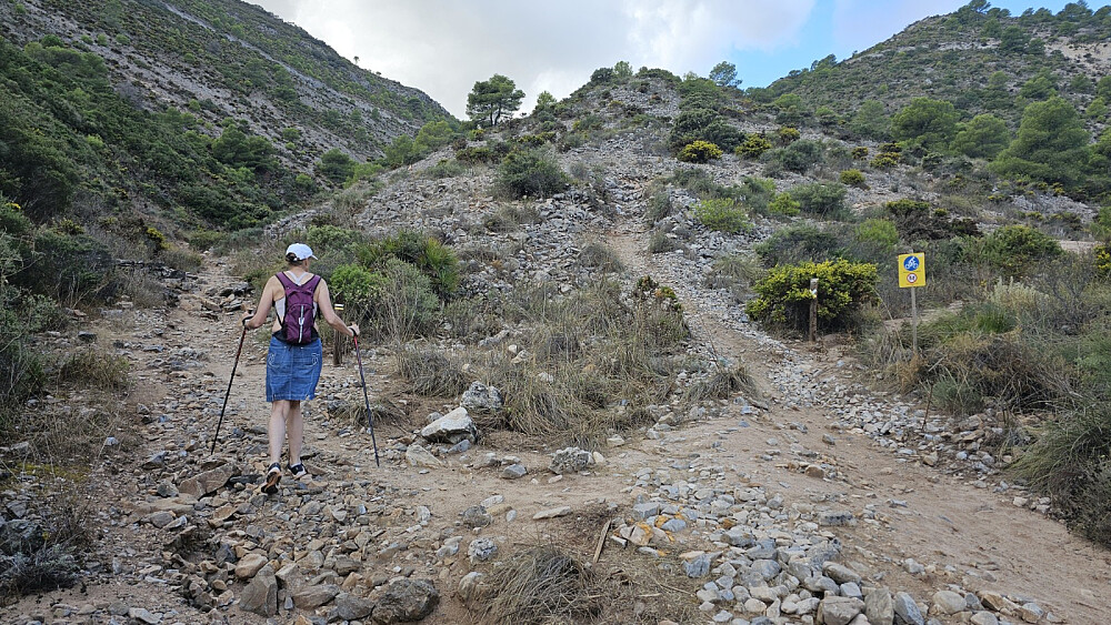 Stikryss hvor det kom ned en sykkelsti, hvor det var forbudt å gå til fots