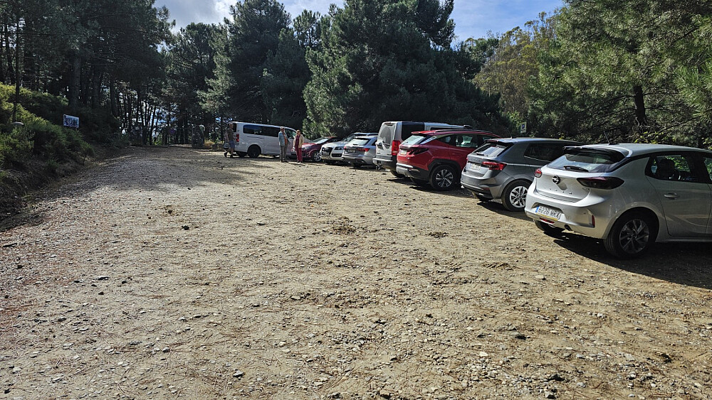 I dag kunne jeg kjøre helt opp og parkere ved porten