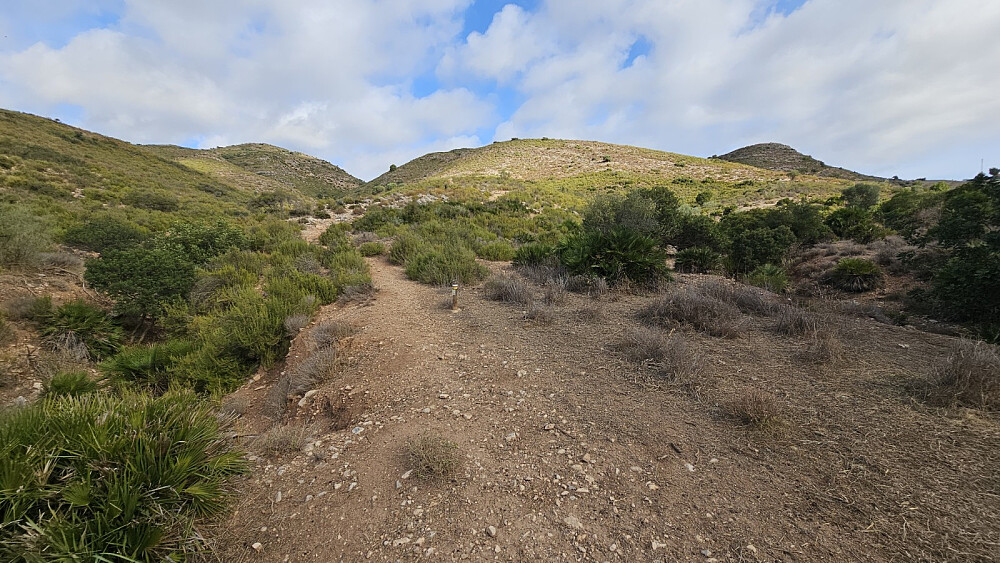 Lengre opp kom jeg inn på stien og det ble lett å gå