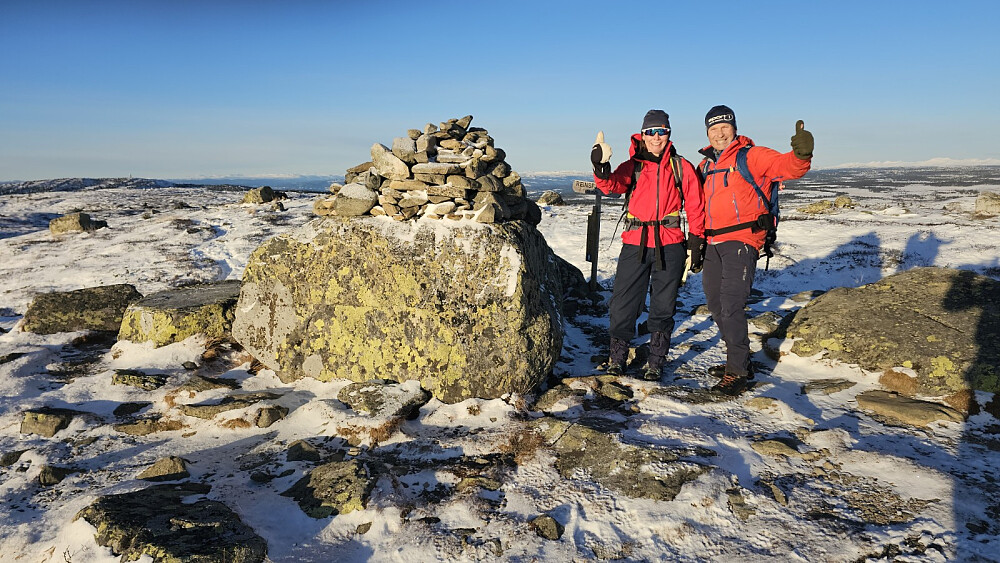 Terese og JHA på toppen av Reinsfjellet