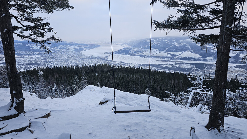 Litt is på Mjøsa nå