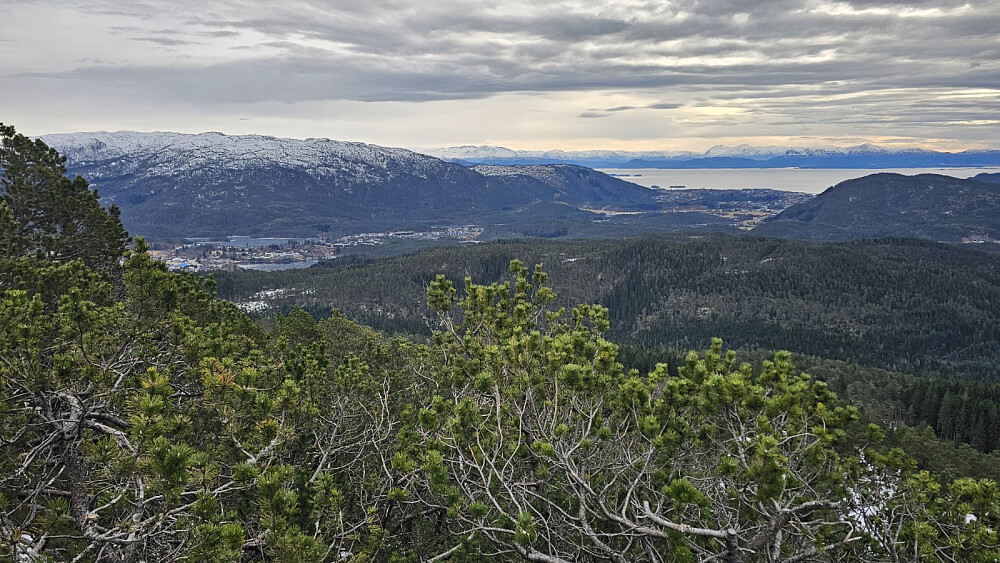 Mer utsikt, men jeg har ingen navn da dette er ukjent terreng