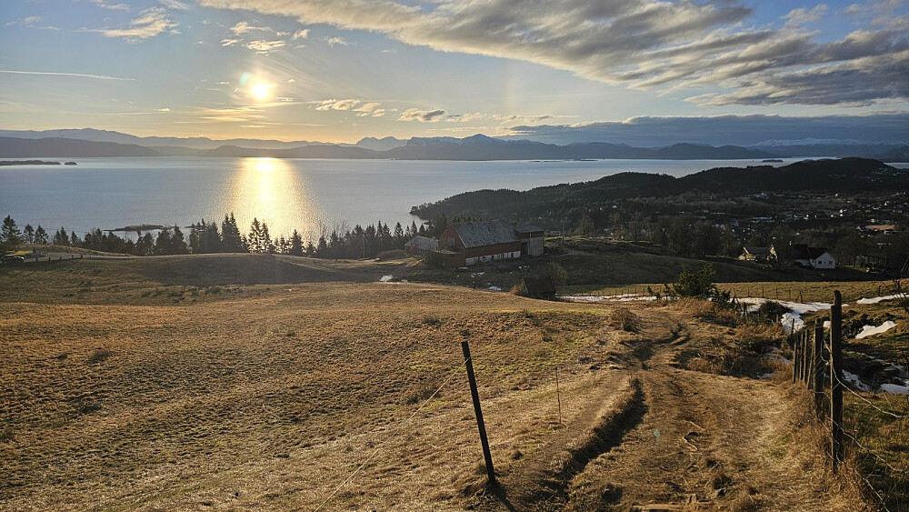 Tilbakeblikk mot sola