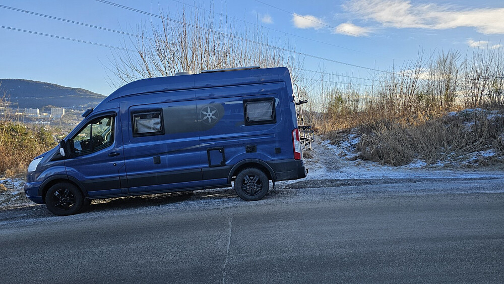 Jeg parkerte rett ved stistart