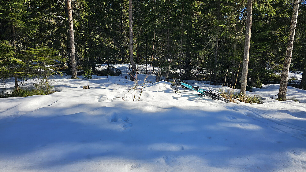 Snøføre i skiløypa over toppen