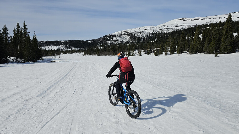 Lett og fint å sykle i starten