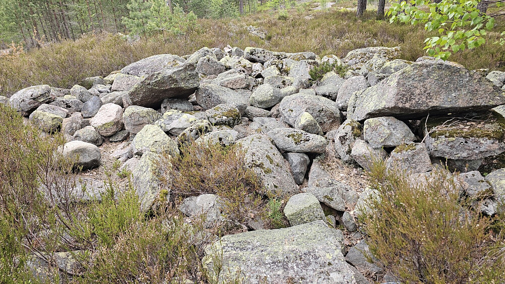 Rester av en gravsrøys