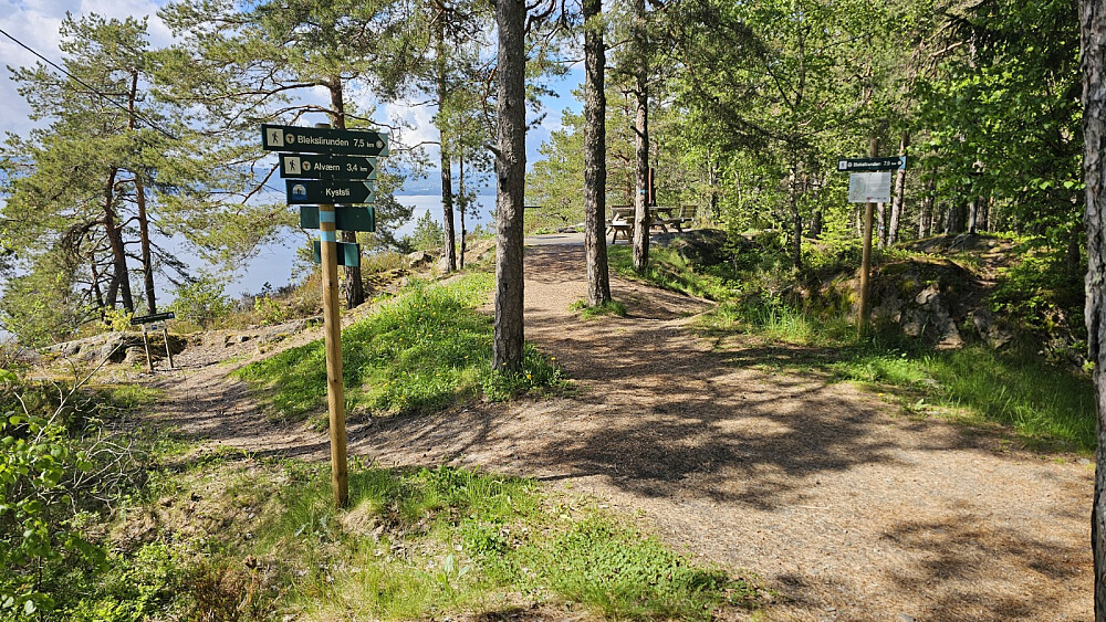 Flott utsiktspunkt bare 50 meter fra parkeringsplassen