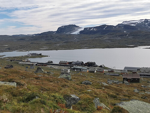Tilbake på Finse etter 24,5 km og nesten 8 timer på tur.