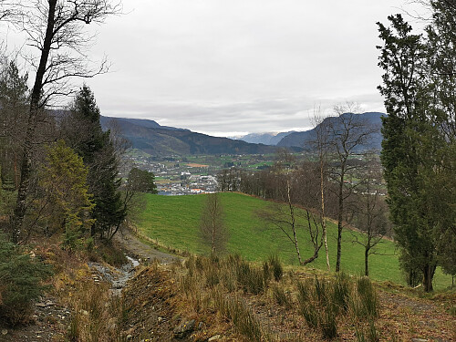 Nesten oppe på toppen.