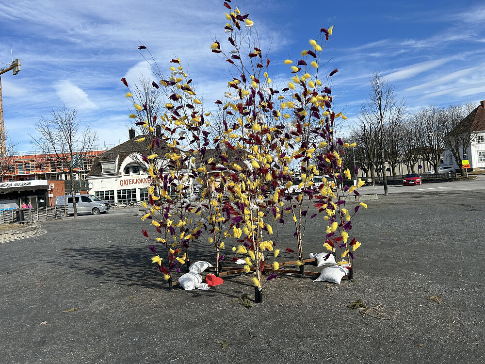 Pyntet til påske i Stange