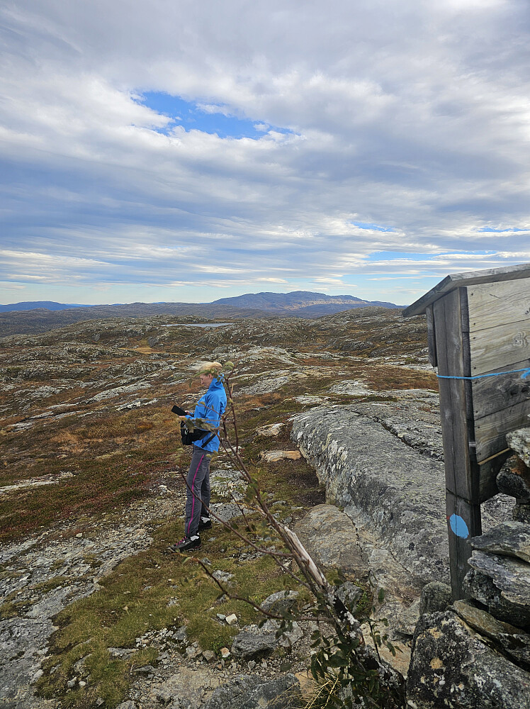 Varden, med Resfjellet bak.