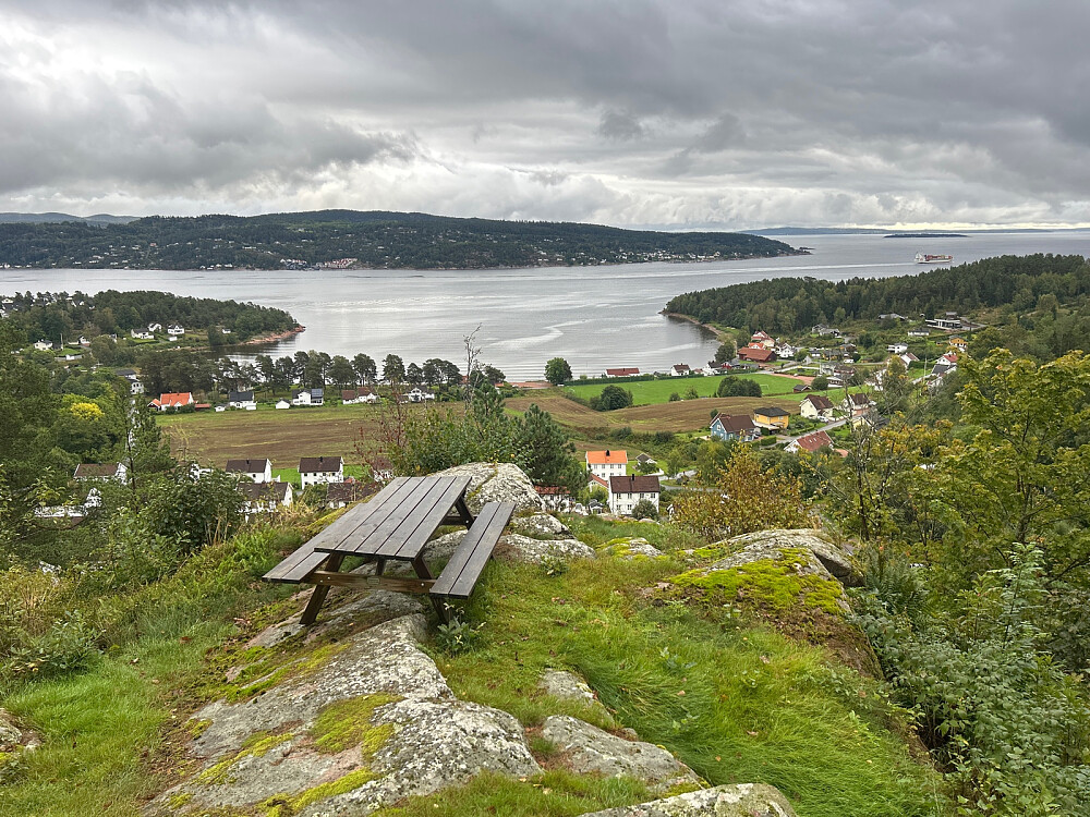 Jeg rotet meg inn på et privat område på vei nedover. 