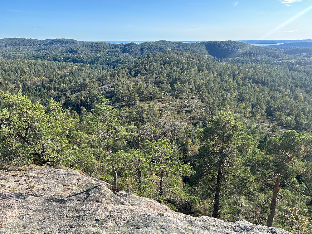 Utsikt sørover mot Oslofjorden.