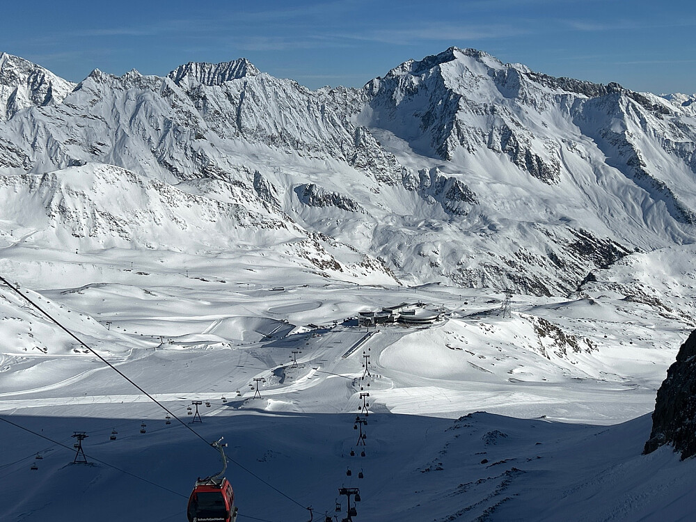 Etter den tredje gondolen åpenbarer dette terrenget seg.