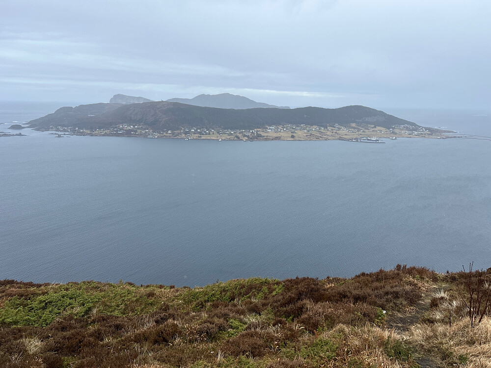 Utsikt over Remøy mot Runde.