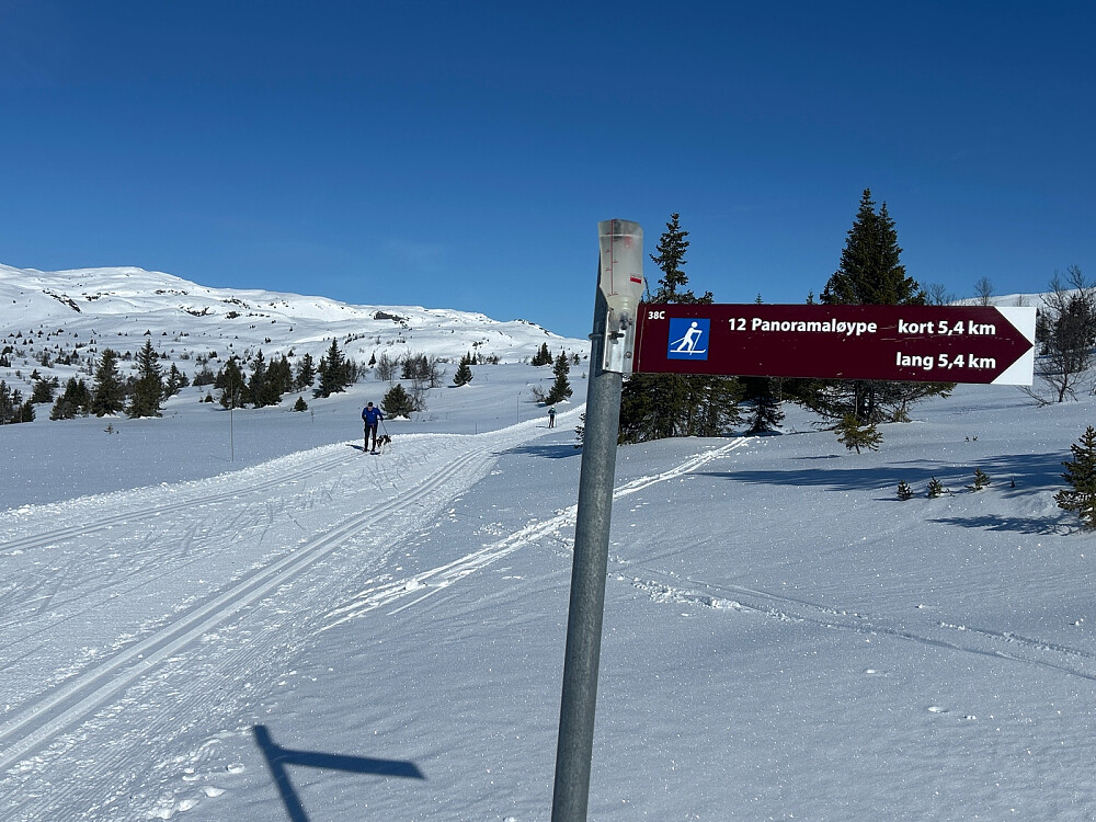 Kort og langt er like langt ved Skeikampen.