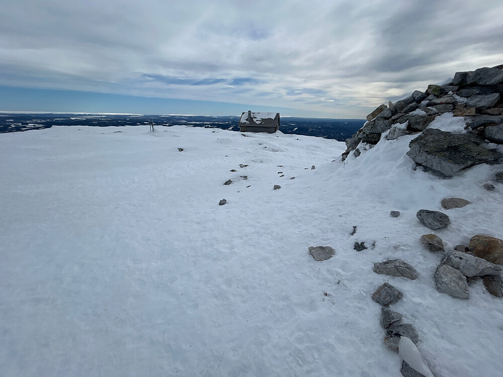 Varden og hytta på Trysilfjellet.