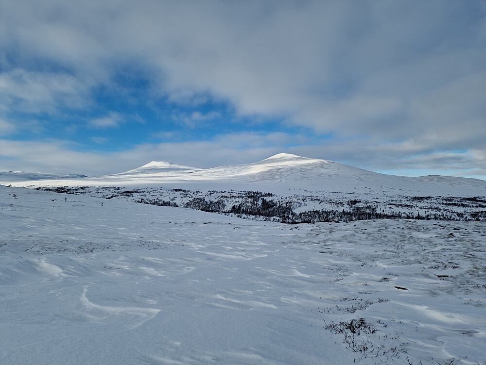 Sol på Dølbekkhøa og Fjøshøa