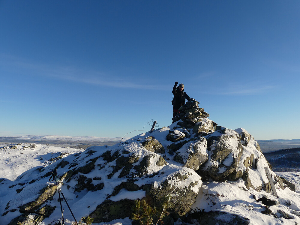 Håkon på toppen av Vesle Byringen.