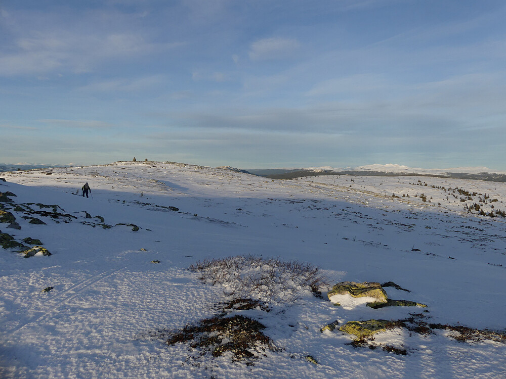 De to toppvardene på Gråfjellet skimtes.