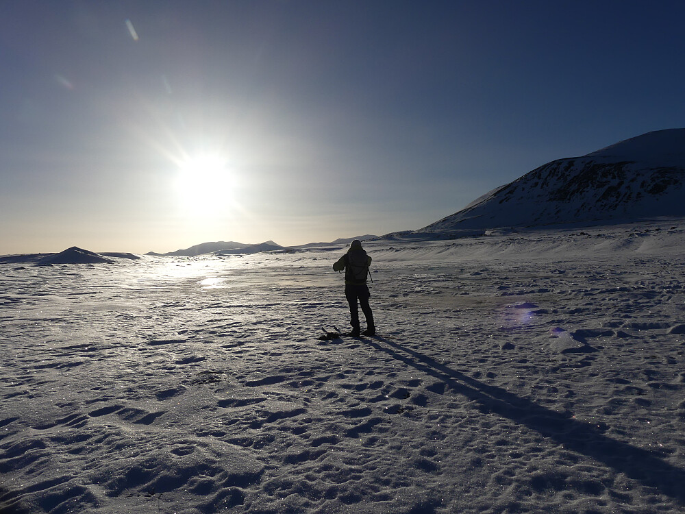 De siste solstrålene nytes før en fin tur er over.
