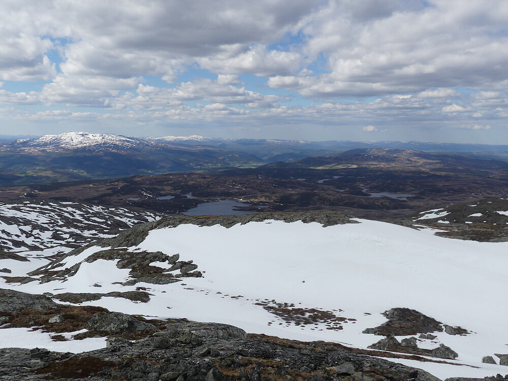 Utsikt vestover til Orkland og Resfjellet.