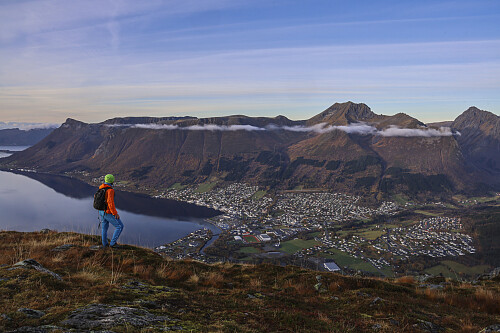 Utsikt mot Ørsta. Var på Saudehornet 2 dager senere
