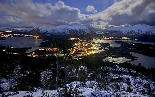 Myrvåg/Dragsund, sett fra Huldrehornet