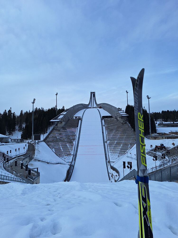 Skulle tatt med hoppskia....eh