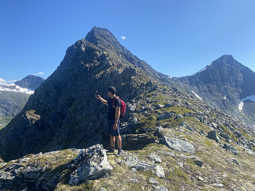 Bilde #7: Endelig oppe på nordvestryggen av Grønfonnfjellet.