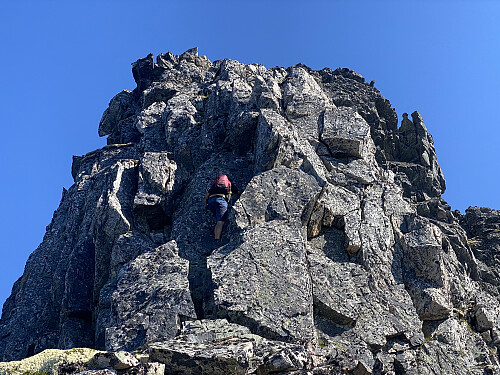 Bilde #9: På vei opp på Grønfonnfjellet.