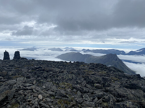 Bilde #8: Utsikt mot Romsdalseggen.