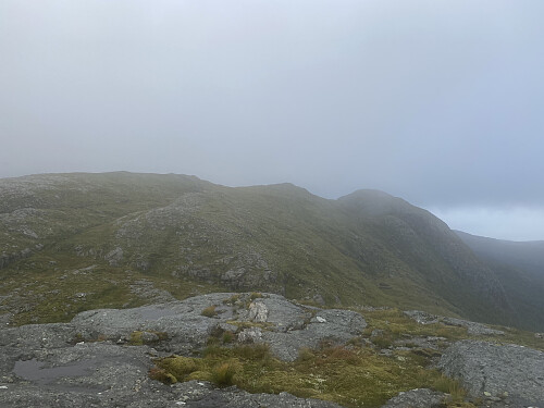 Bilde #17: Vassknausen og Vassfjellet sett fra Vassknausen V1 [490 m.o.h.].