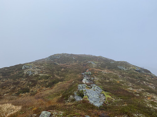Bilde #9: Vi får følelsen av å nærme oss toppen (men det er fortsatt et lite stykke igjen).