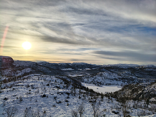 Flott ljos over den langstrakte heia i Hjelmeland