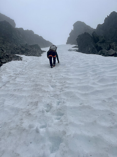 Snørenna til skaret mellom N og St