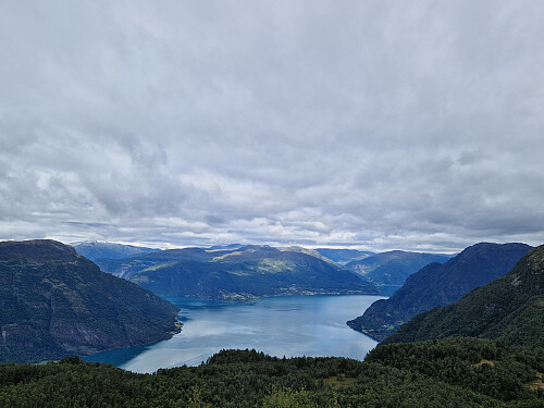 Lustrafjorden