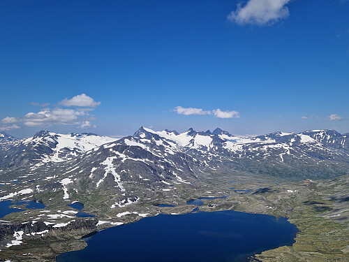 Frå Kyrkja mot Leirvassbu