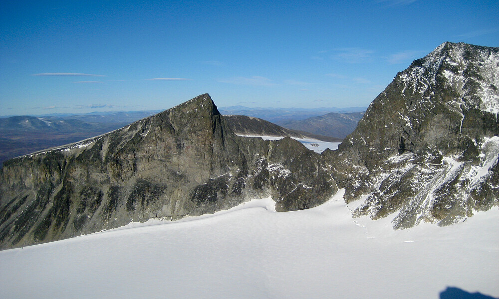 Mot Vesle Galdhøpiggen, Porten og Galdhøpiggen